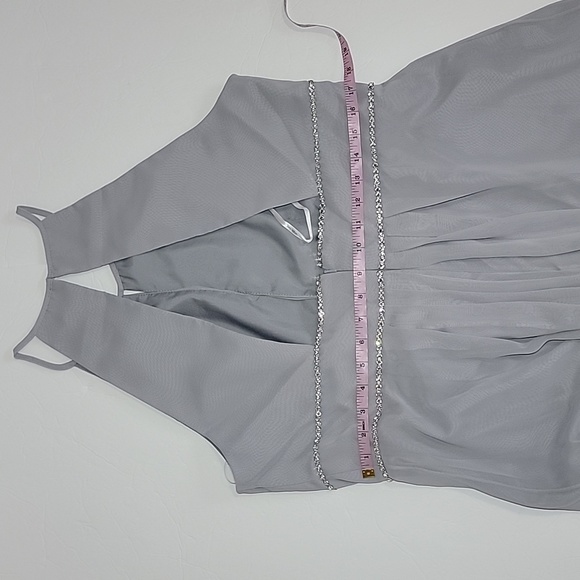 Jenny Packham Women's Chiffon, Platinum Blue Dress/Size 18. - Picture 7 of 13